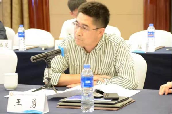 http://law.jlu.edu.cn/__local/1/8c/52/bb52d7ffcf8c304d4fc97862911_27ef79d8_578e4.png