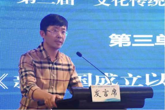 http://law.jlu.edu.cn/__local/9/e8/58/d237a015899580cba8c3d4e803e_90cf068e_84af9.png