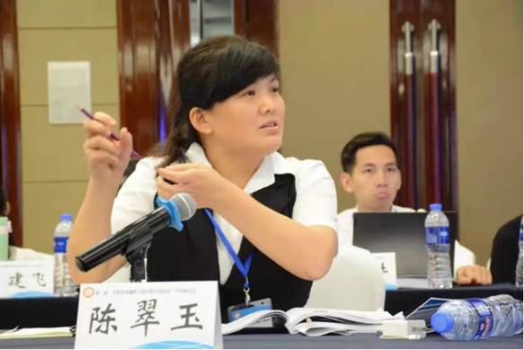 http://law.jlu.edu.cn/__local/a/d4/98/c0f095a10fe7d0d54c8e5d70fb3_3af7bd6f_53292.png